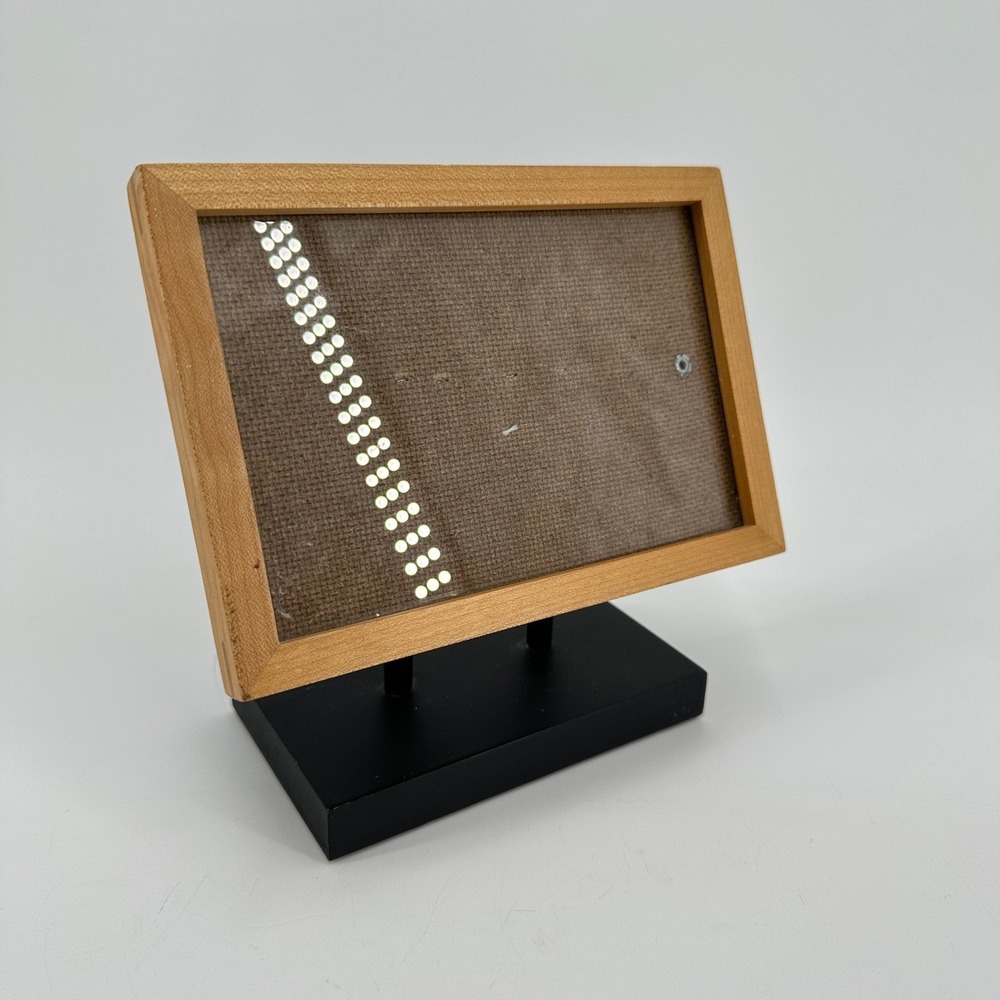 Umbra Tabletop Picture Frame Wood Landscape Pedestal Base Minimalist Modern